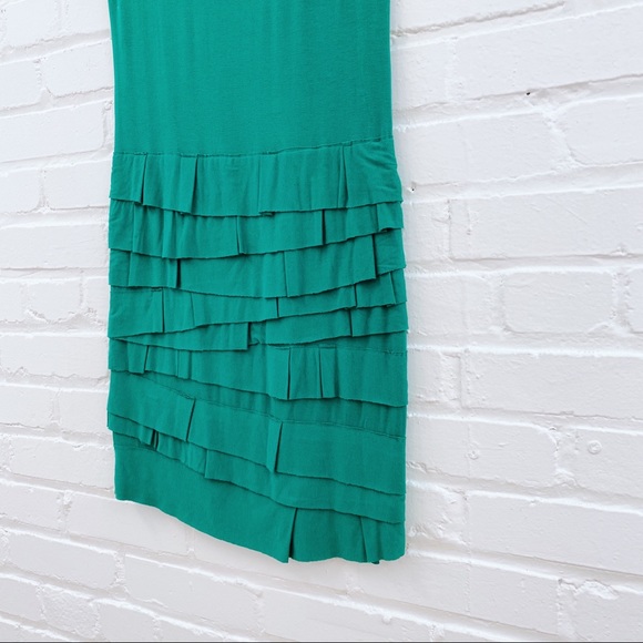 BCBG MAXAZRIA green jersey stretch dress ruffled layered - Picture 4 of 5